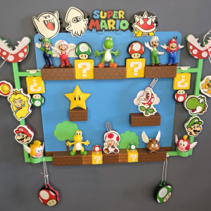 Super Mario Kinder Joy półka / stojak na figurki, montaż na ścianę